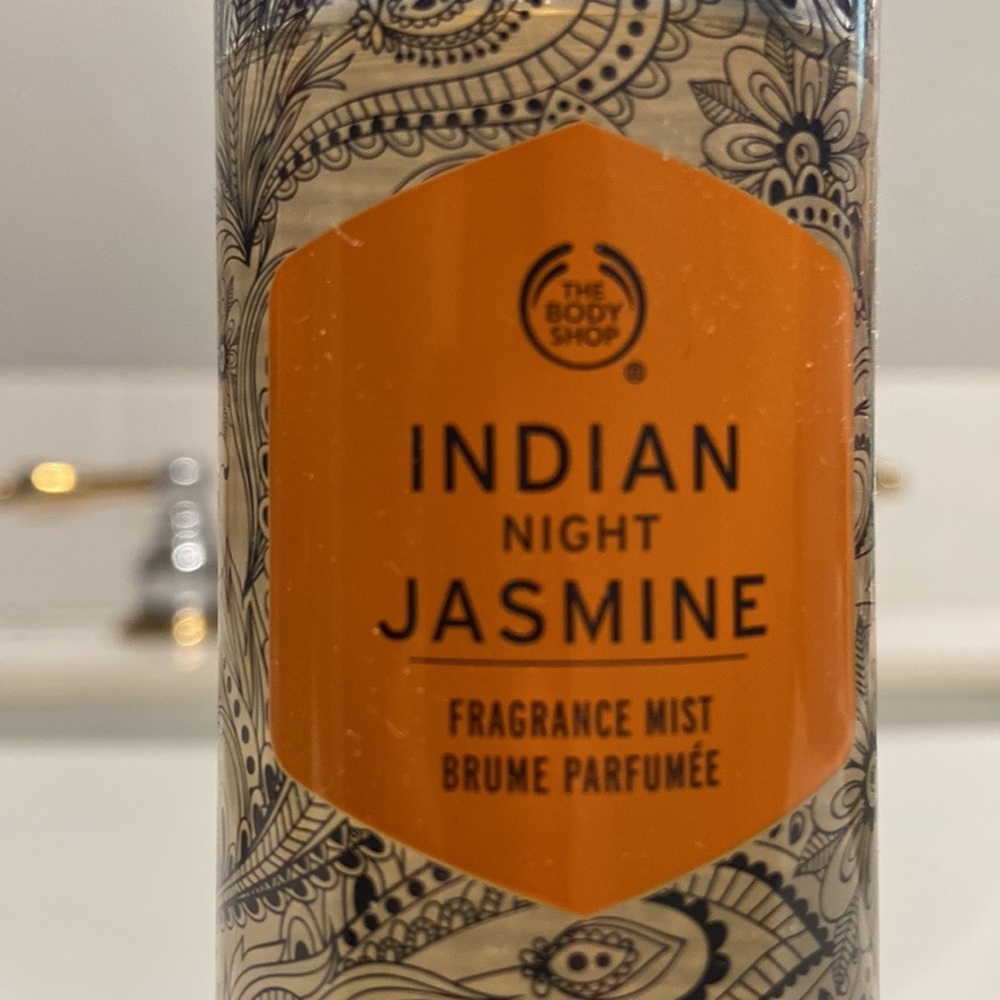 Perfume - Picture 2 of 5